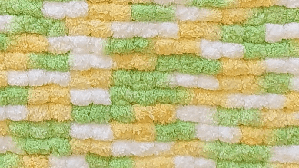 NEW OUT JAMES BRETT MUNCHKIN POMPOM YARN/WOOL 200 GRAM BALL LIME DELIGHT (MK01)